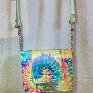Small tie die purse
